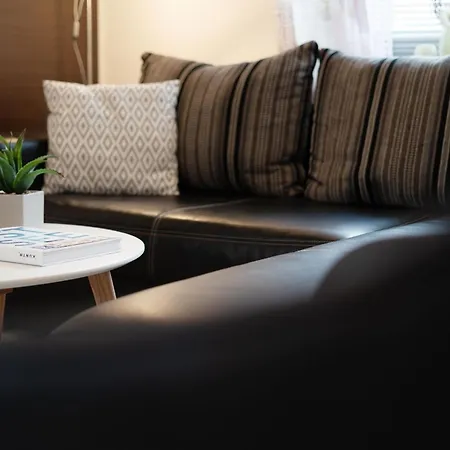 Luebecker Strasse 2 9 דירה *